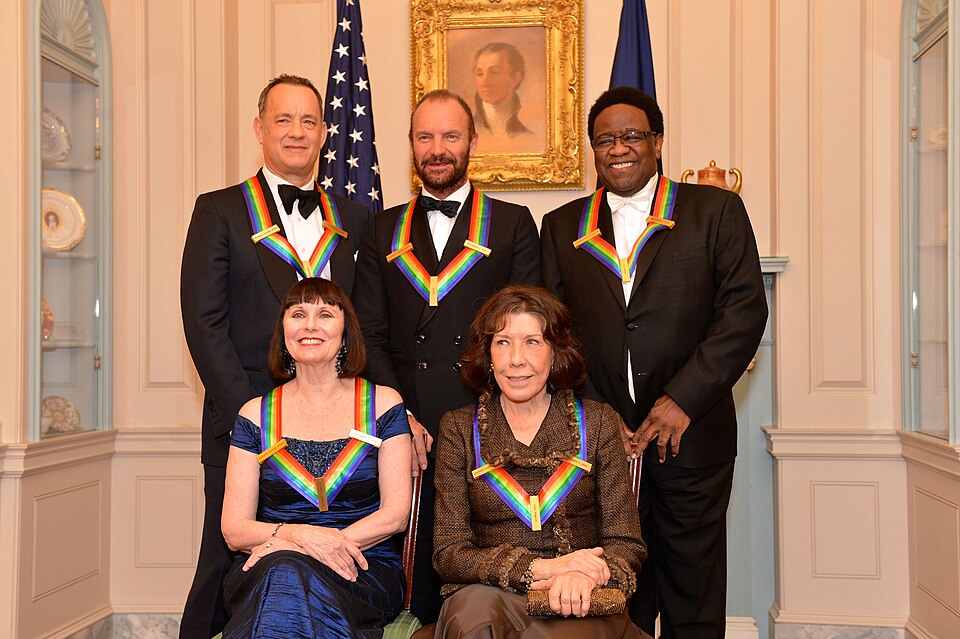 The 2014 Kennedy Center honorees, with Sting standing in the center between Tom Hanks and Al Green